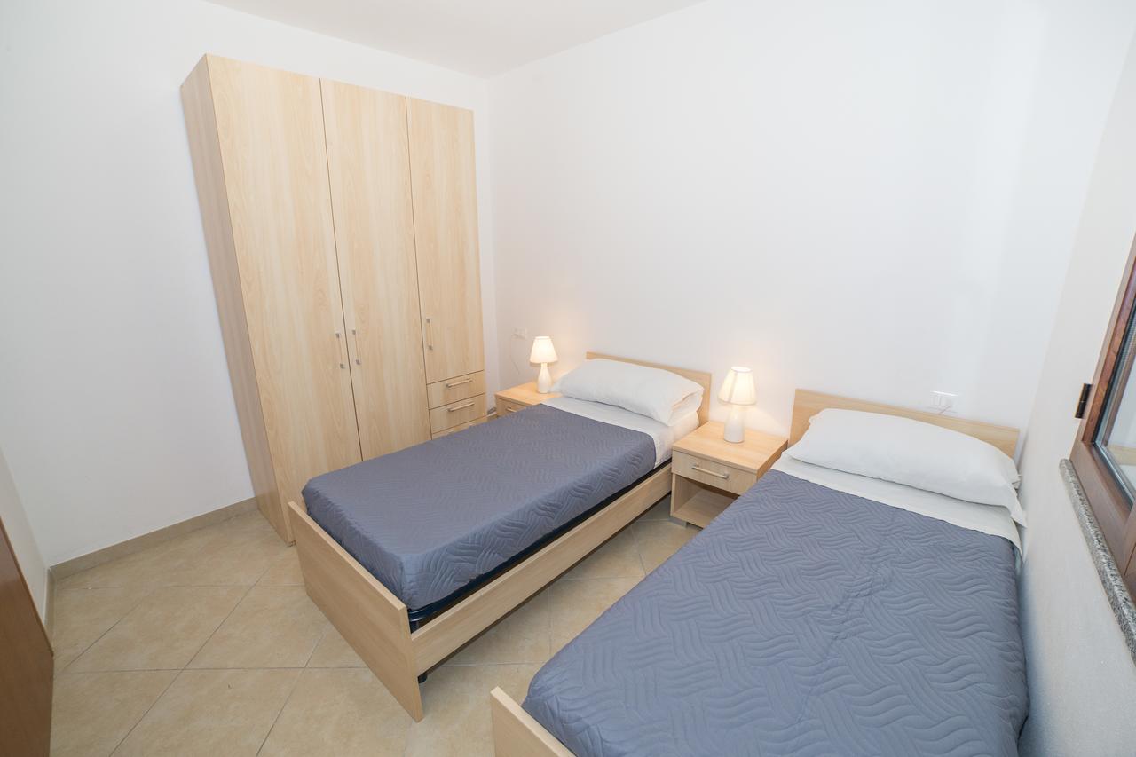 Babai Village Resort Marina di Gairo Екстериор снимка