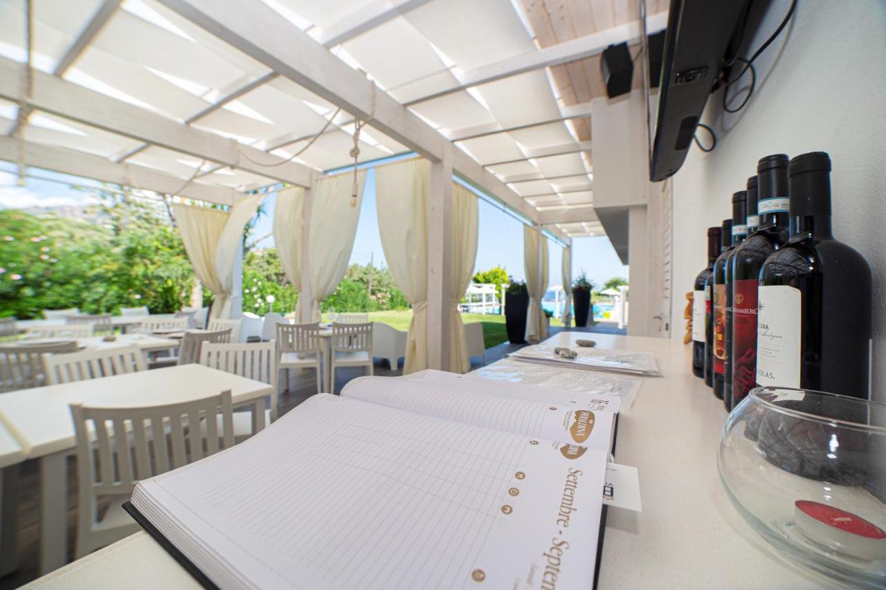 Babai Village Resort Marina di Gairo Екстериор снимка