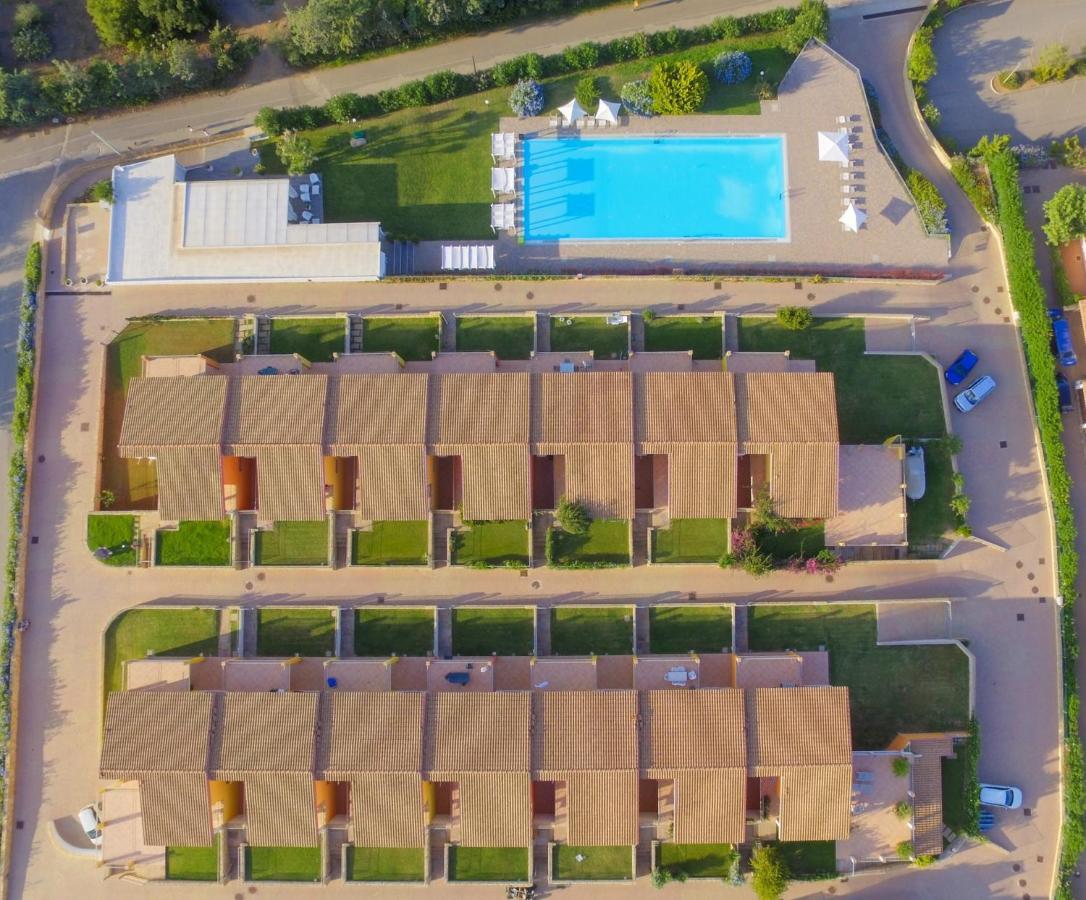 Babai Village Resort Marina di Gairo Екстериор снимка