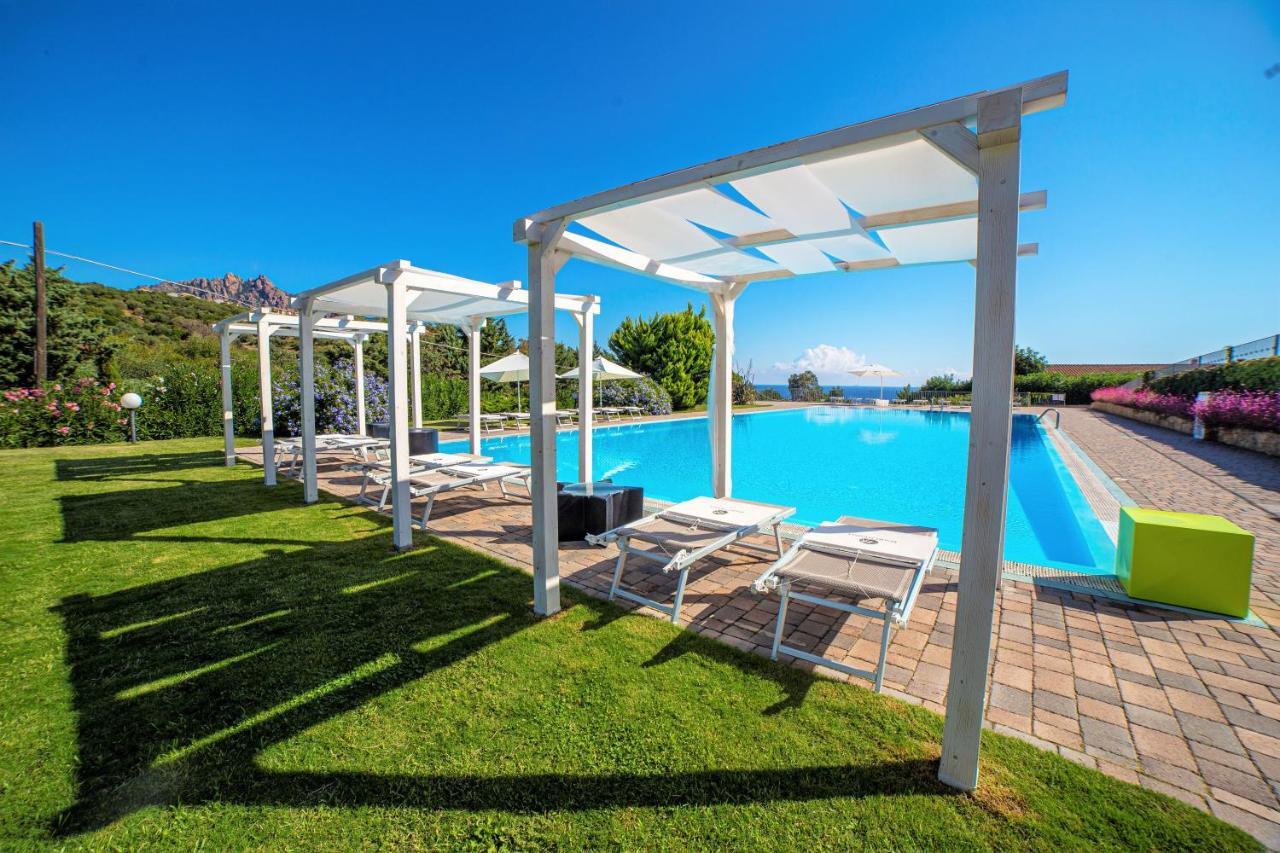 Babai Village Resort Marina di Gairo Екстериор снимка